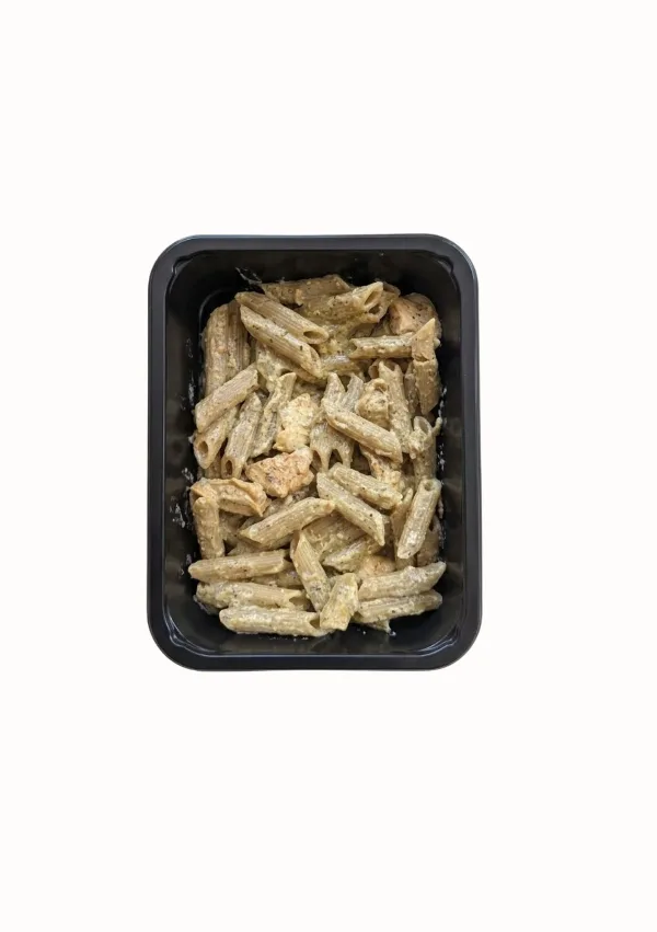 Paste integrale cu piept de pui si pesto